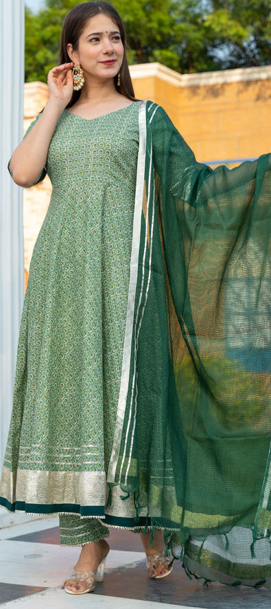 Designer Festive Reception Green Color Cotton Fabric Salwar Kameez