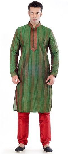 Green color Kurta Pyjamas in Raw Dupion Silk fabric with Thread work : 11504