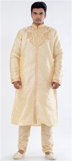 White and Off White color Kurta Pyjamas in Raw Dupion Silk fabric with Resham, Sequence work : 11519