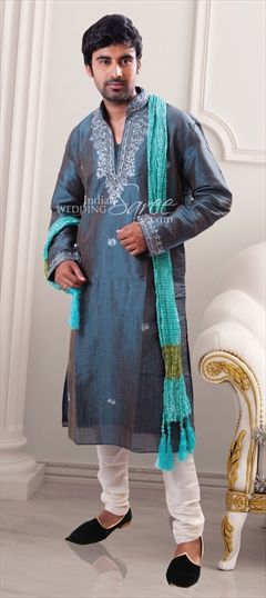 Blue color Kurta Pyjamas in Cotton, Linen fabric with Cut Dana, Embroidered, Sequence, Stone work : 12557
