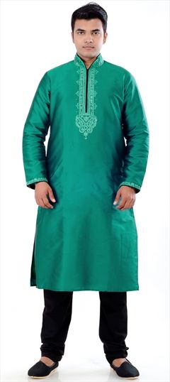 Green color Kurta Pyjamas in Silk fabric with Embroidered, Thread work : 13207