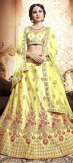 Mehendi Sangeet Yellow color Lehenga in Silk fabric with Embroidered, Resham, Thread, Zari work : 1535641