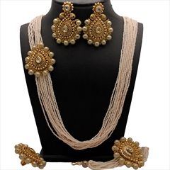 1539154: Gold color Necklace in Metal Alloy studded with Austrian diamond & Gold Rodium Polish