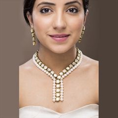 1561859: White and Off White color Necklace in Metal Alloy studded with Kundan & Gold Rodium Polish