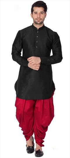 Black and Grey color Dhoti Kurta in Dupion Silk fabric with Patch work : 1584503