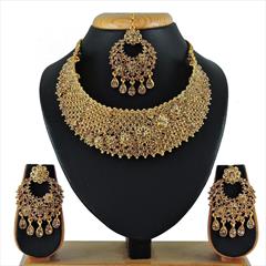 Gold color Necklace in Metal Alloy studded with CZ Diamond & Gold Rodium Polish : 1600594
