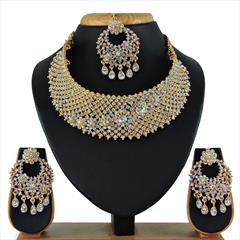 White and Off White color Necklace in Metal Alloy studded with CZ Diamond & Gold Rodium Polish : 1600596