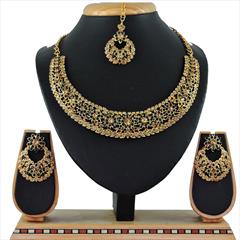 Gold, Green color Necklace in Metal Alloy studded with CZ Diamond & Gold Rodium Polish : 1602539