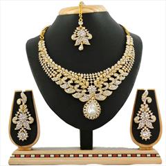 White and Off White color Necklace in Metal Alloy studded with CZ Diamond & Gold Rodium Polish : 1609648