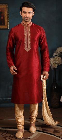 Red and Maroon color Kurta Pyjamas in Banarasi Silk fabric with Embroidered, Thread work : 1609660