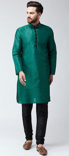 Green color Kurta Pyjamas in Dupion Silk fabric with Thread work : 1610814