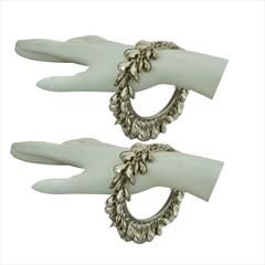 Silver color Bangles in Metal Alloy studded with Beads & Silver Rodium Polish : 1613028