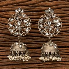 Beige and Brown color Earrings in Metal Alloy studded with Kundan, Pearl & Enamel : 1620777