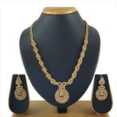Gold color Necklace in Metal Alloy studded with CZ Diamond & Gold Rodium Polish : 1622229