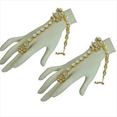 White and Off White color Haath Paan in Brass studded with Kundan & Gold Rodium Polish : 1627006