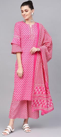 Casual Pink and Majenta color Salwar Kameez in Cotton fabric with Palazzo Printed work : 1628519