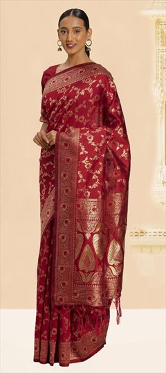 Traditional Red and Maroon color Saree in Banarasi Silk, Silk fabric with South Weaving work : 1631504