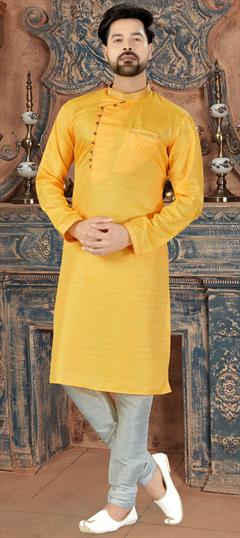 Yellow color Kurta Pyjamas in Dupion Silk fabric with Thread work : 1634763