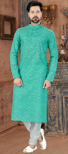 Green color Kurta Pyjamas in Cotton fabric with Digital Print work : 1634782