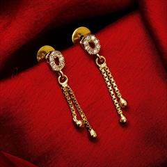 Gold color Earrings in Metal Alloy studded with Austrian diamond & Gold Rodium Polish : 1636208