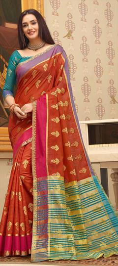 Traditional Red and Maroon color Saree in Handloom fabric with Bengali Weaving work : 1636723