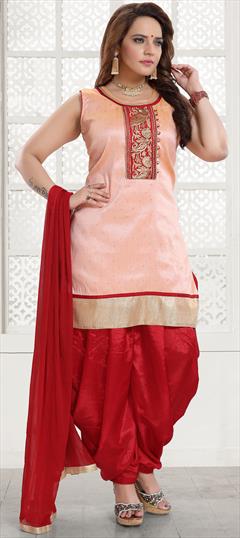 Party Wear, Reception Pink and Majenta color Salwar Kameez in Mulberry Silk fabric with Patiala Embroidered, Resham, Thread work : 1637445