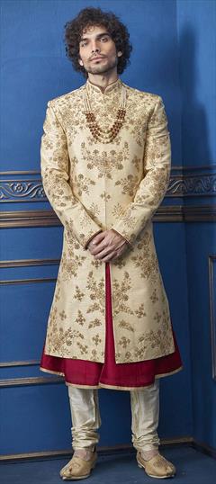 Gold color Sherwani in Silk fabric with Thread, Zardozi, Zari work : 1643366