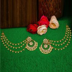 White and Off White color Earrings in Metal Alloy studded with Kundan & Gold Rodium Polish : 1652529