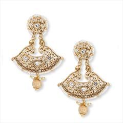Gold color Earrings in Metal Alloy studded with CZ Diamond, Pearl & Gold Rodium Polish : 1652674