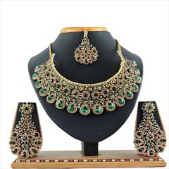 Green color Necklace in Metal Alloy studded with CZ Diamond & Gold Rodium Polish : 1655372