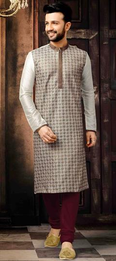 White and Off White color Kurta Pyjamas in Dupion Silk fabric with Thread work : 1658643