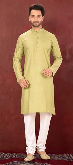 Green color Kurta Pyjamas in Muslin fabric with Thread work : 1659202