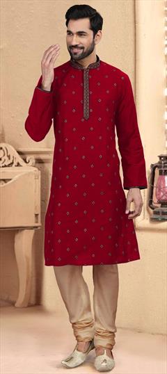 Red and Maroon color Kurta Pyjamas in Poly Silk fabric with Thread work : 1662138