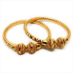 Gold color Bangles in Metal Alloy studded with Artificial & Gold Rodium Polish : 1665665