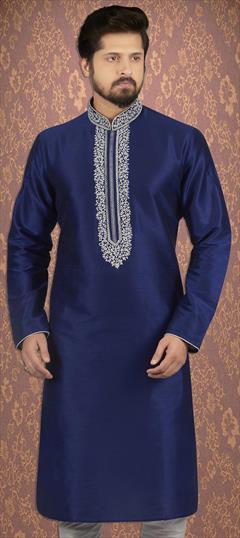 Blue color Kurta in Dupion Silk fabric with Embroidered work : 1666022