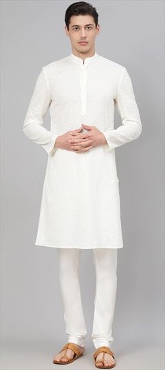 White and Off White color Kurta Pyjamas in Blended Cotton fabric with Straight Embroidered, Resham work : 1676703