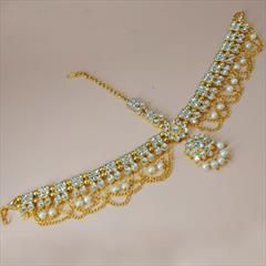 White and Off White color Mang Tikka in Metal Alloy studded with CZ Diamond, Pearl & Gold Rodium Polish : 1679685