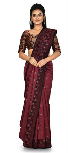 Traditional Red and Maroon color Saree in Banarasi Silk, Silk fabric with South Weaving work : 1680349