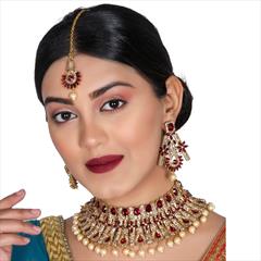 Red and Maroon color Necklace in Metal Alloy studded with CZ Diamond, Pearl & Gold Rodium Polish : 1682750