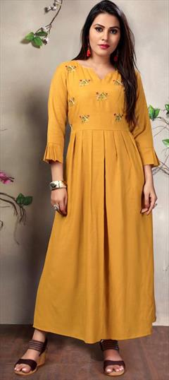 Casual Yellow color Kurti in Rayon fabric with Anarkali, Long Sleeve Resham, Thread work : 1684161