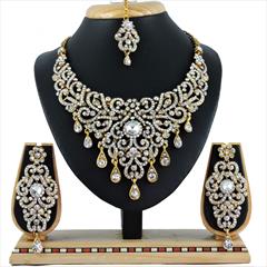 White and Off White color Necklace in Copper, Metal Alloy studded with CZ Diamond & Gold Rodium Polish : 1688777