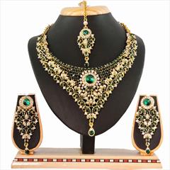 Green color Necklace in Copper, Metal Alloy studded with CZ Diamond & Gold Rodium Polish : 1689010
