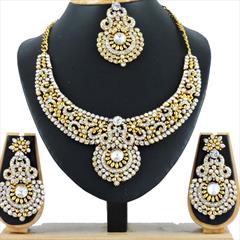 White and Off White color Necklace in Copper, Metal Alloy studded with CZ Diamond & Gold Rodium Polish : 1689742