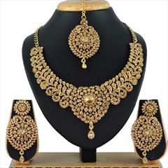 Gold color Necklace in Copper, Metal Alloy studded with CZ Diamond & Gold Rodium Polish : 1690242