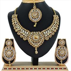 Gold, White and Off White color Necklace in Copper, Metal Alloy studded with CZ Diamond & Gold Rodium Polish : 1690244
