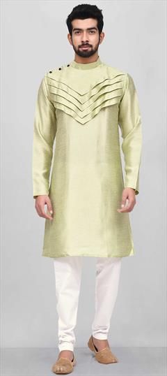 Green color Kurta Pyjamas in Art Silk fabric with Thread work : 1696614