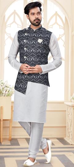 White and Off White color Kurta Pyjama with Jacket in Dupion Silk fabric with Digital Print, Thread work : 1699686