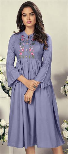 Casual Black and Grey color Kurti in Rayon fabric with A Line, Long Sleeve Embroidered, Resham, Thread work : 1705395