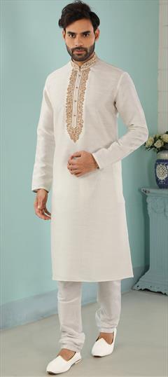White and Off White color Kurta Pyjamas in Art Silk fabric with Embroidered, Thread work : 1707474