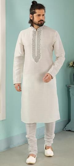 White and Off White color Kurta Pyjamas in Art Silk fabric with Embroidered, Thread work : 1707476
